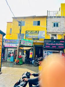 Το κτήριο όπου στεγάζεται  το ξενοδοχείο