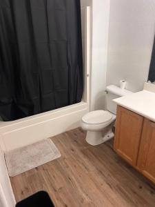 Koupelna v ubytování West Phoenix Value Room 2 Bennet