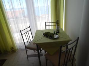 Fotografie z fotogalerie ubytování Apartments Sofija v destinaci Podstrana