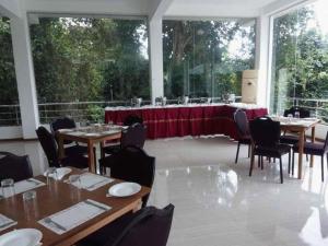 Restaurace v ubytování Ma-Oya Retreat