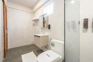 Koupelna v ubytování The Banyan House + 26 fotografií