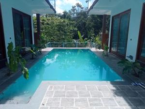 Πισίνα στο ή κοντά στο Moon Lanka Hotel