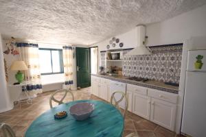 Kuchyňa alebo kuchynka v ubytovaní House Cueva del Mar