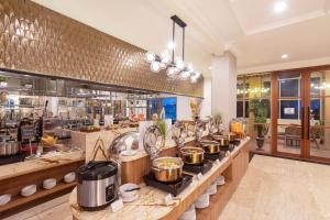 Φαγητό σε αυτό το ξενοδοχείο ή κάπου εκεί κοντά