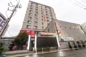 Το κτήριο όπου στεγάζεται  το μοτέλ