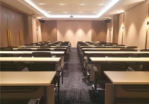 Konferenční prostory v ubytování Echarm Plus Hotel Wuhan Wenhua Boulevard Dahualing Subway Statiom