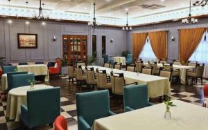 Restaurace v ubytování Primus Hotel and Resort