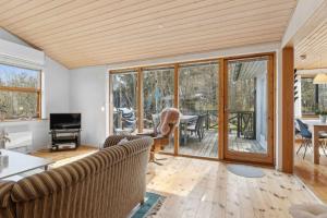 Istumisnurk majutusasutuses Cozy Holiday Home Near Beach And Town Life