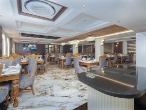 Εστιατόριο ή άλλο μέρος για φαγητό στο 5 Falcons The Luxury Residency