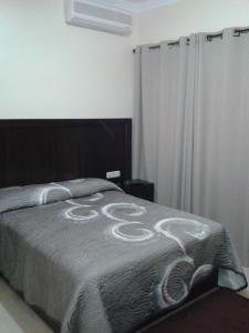 Hotel de la Mediterranee客房内的一张或多张床位