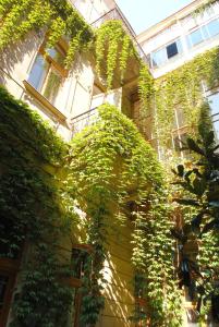 Photo de la galerie de l'établissement Brody House - boutique hotel, à Budapest