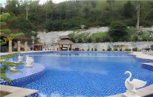 Bazén v ubytování Grand Metro Park Bay Hotel nebo v jeho okolí