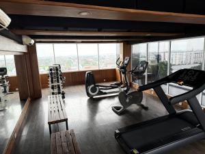 Fitness centrum a/nebo fitness zařízení v ubytování Studentpark Apartment by Jia Room