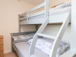 Ένα ή περισσότερα κρεβάτια σε δωμάτιο στο Pant Fali