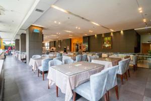 Restaurace v ubytování Xiamen Blue Peninsula Hotel