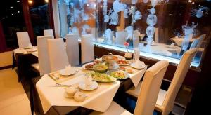 Jídlo v hotelu nebo okolí