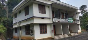 Το κτήριο όπου στεγάζεται  ο ξενώνας