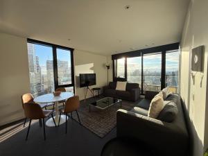 TV a/nebo společenská místnost v ubytování Prime location in Southbank - Wrap