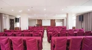 Konferenční prostory v ubytování GreenTree Inn Anhui Fuyang Funan East Huaihe Road Express Hotel