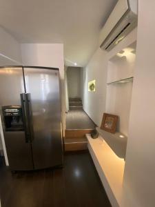 Postel nebo postele na pokoji v ubytování Two-room apartment in Grasse