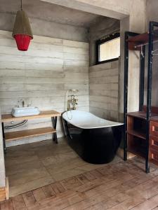 Koupelna v ubytování Ole-Lekurruki Ngare Ndare