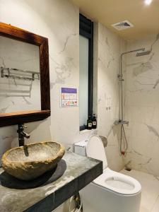 Koupelna v ubytování DeBay Retreat - Little Đà Lạt Chill Villa