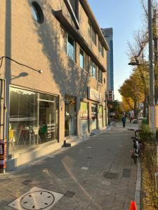 Nabolaget omkring lejligheden eller i nærheden