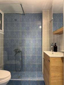 Ένα μπάνιο στο Patras City Stay 4 +6 φωτογραφίες