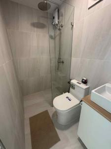 Un baño de SIAM LOUNGE - Pratumnak 13 fotos más