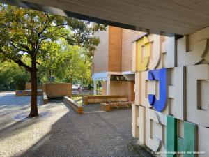 Budova, kde se hostel nachází