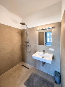 Koupelna v ubytování Meidling Living Spaces