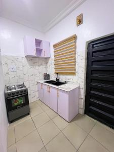 Galeriebild der Unterkunft B&L Apartments in Port Harcourt + 8 Fotos