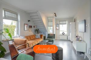 Χώρος καθιστικού στο Amsterdam Cottage 8 beds 2 bedrooms