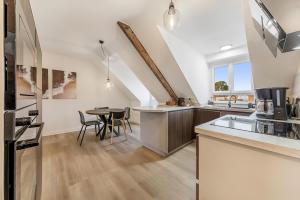 Nhà bếp/bếp nhỏ tại Armor beautiful renovated apartment 2 bedrooms +1 ảnh