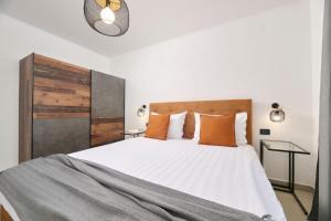 Postel nebo postele na pokoji v ubytování Ferienwohnung In Zambratija Mit Eigenem Parkplatz