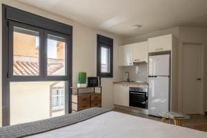 Η κουζίνα ή μικρή κουζίνα στο Be Mate Málaga Playa