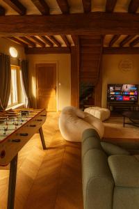 Posezení v ubytování La Villa Eden