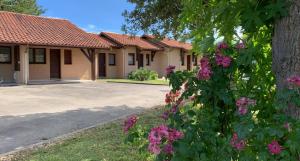 Κήπος έξω από το Les Genêts Studio