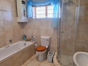 Ένα μπάνιο στο Rus n Bietjie +15 φωτογραφίες