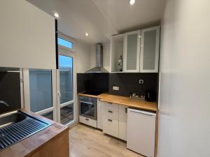 Η κουζίνα ή μικρή κουζίνα στο Appartement Brussels Expo II