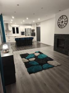 Η κουζίνα ή μικρή κουζίνα στο Le Cosy Five maison moderne