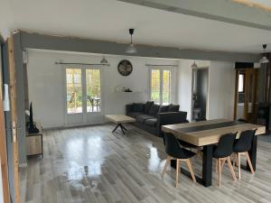 Gallery image of Maison de campagne très lumineuse au calme in Diges