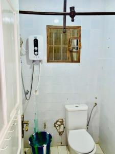 Koupelna v ubytování Sabel's Retreat + 9 fotografií