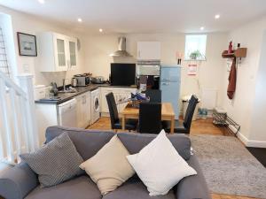 Η κουζίνα ή μικρή κουζίνα στο The Coach House- Canonbie