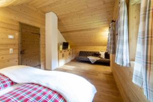 Ένα ή περισσότερα κρεβάτια σε δωμάτιο στο Wirths Hütte +7 φωτογραφίες
