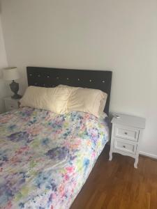 Fotografie z fotogalerie ubytování Cute appartement v destinaci Boulogne-Billancourt