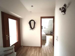 Fotografie z fotogalerie ubytování Appartement im Gutshaus v destinaci Staufenberg + 19 fotografií