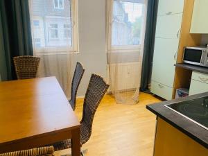 Kuchyň nebo kuchyňský kout v ubytování Gemütliche Zimmer - Messe Gruga