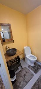 Ένα μπάνιο στο Stuga "Solgläntan"