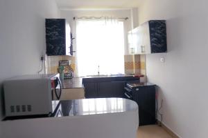 Η κουζίνα ή μικρή κουζίνα στο Lynn's homes